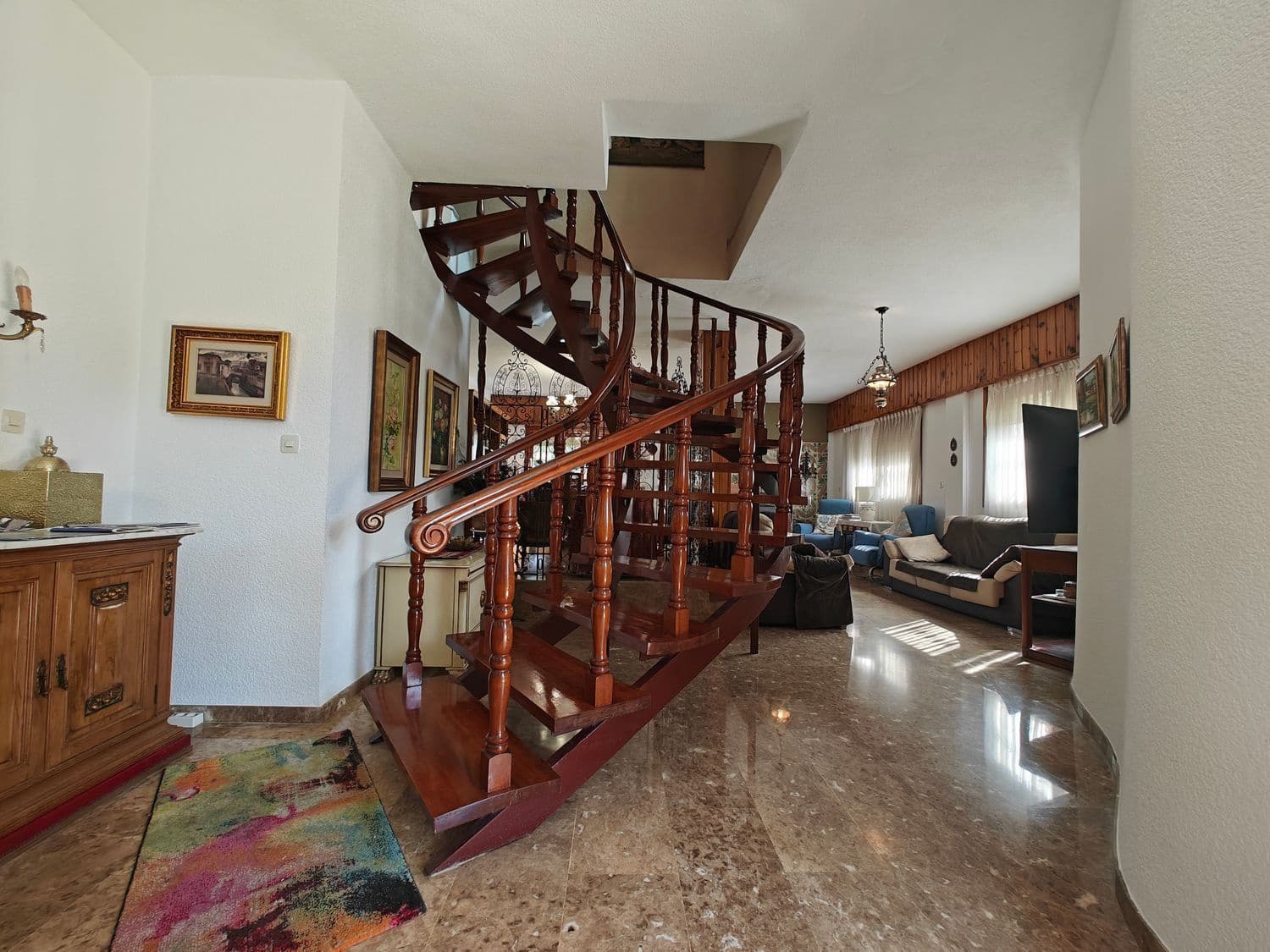 5 soveværelse Villa til salg i Macastre med swimmingpool garage - € 340.000 (Ref: 8551192)