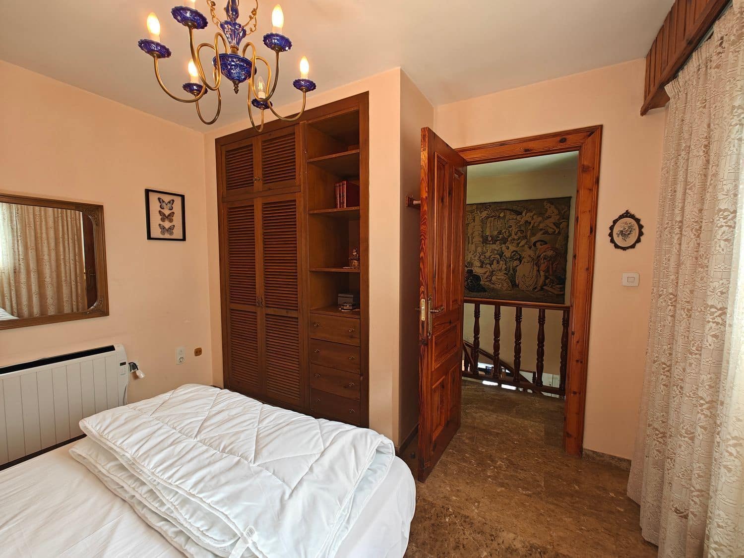 5 soveværelse Villa til salg i Macastre med swimmingpool garage - € 340.000 (Ref: 8551192)