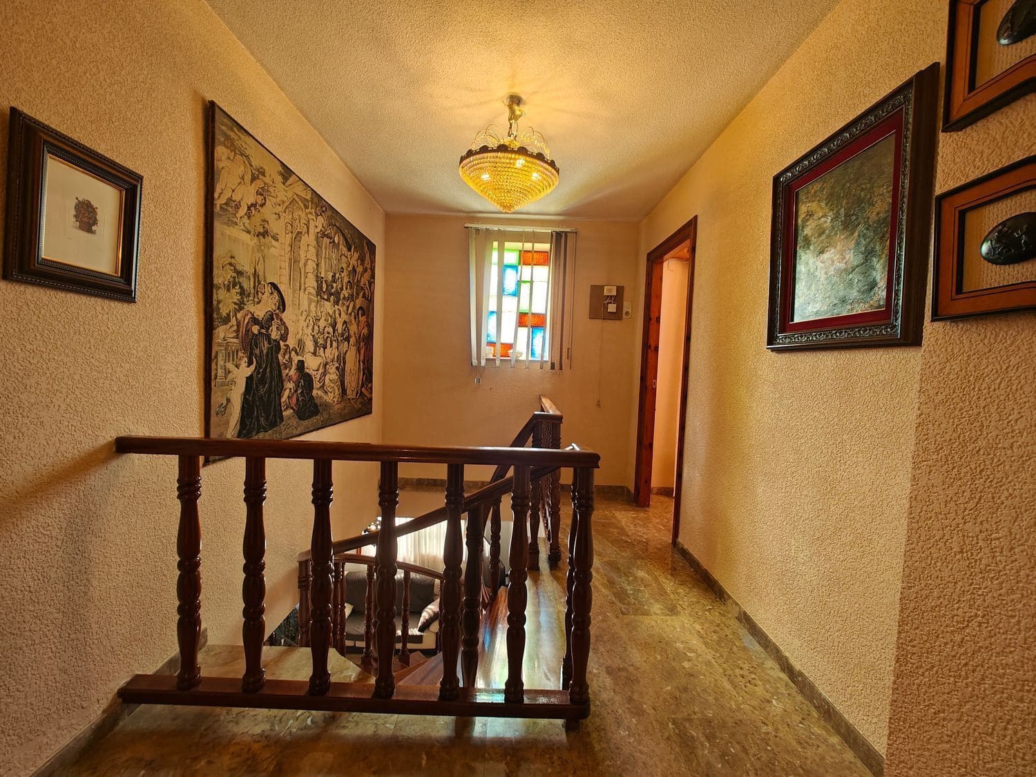 5 soveværelse Villa til salg i Macastre med swimmingpool garage - € 340.000 (Ref: 8551192)