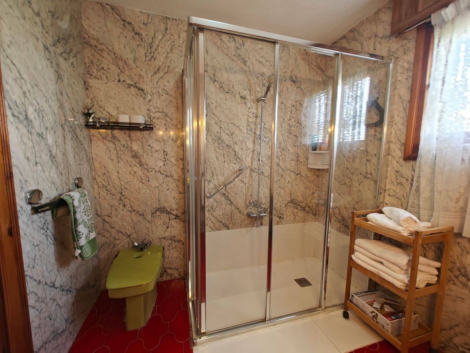 5 soveværelse Villa til salg i Macastre med swimmingpool garage - € 340.000 (Ref: 8551192)