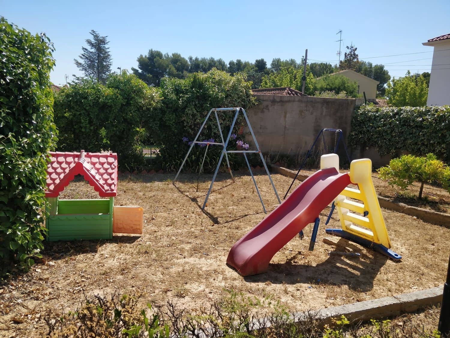 5 soveværelse Villa til salg i Macastre med swimmingpool garage - € 340.000 (Ref: 8551192)