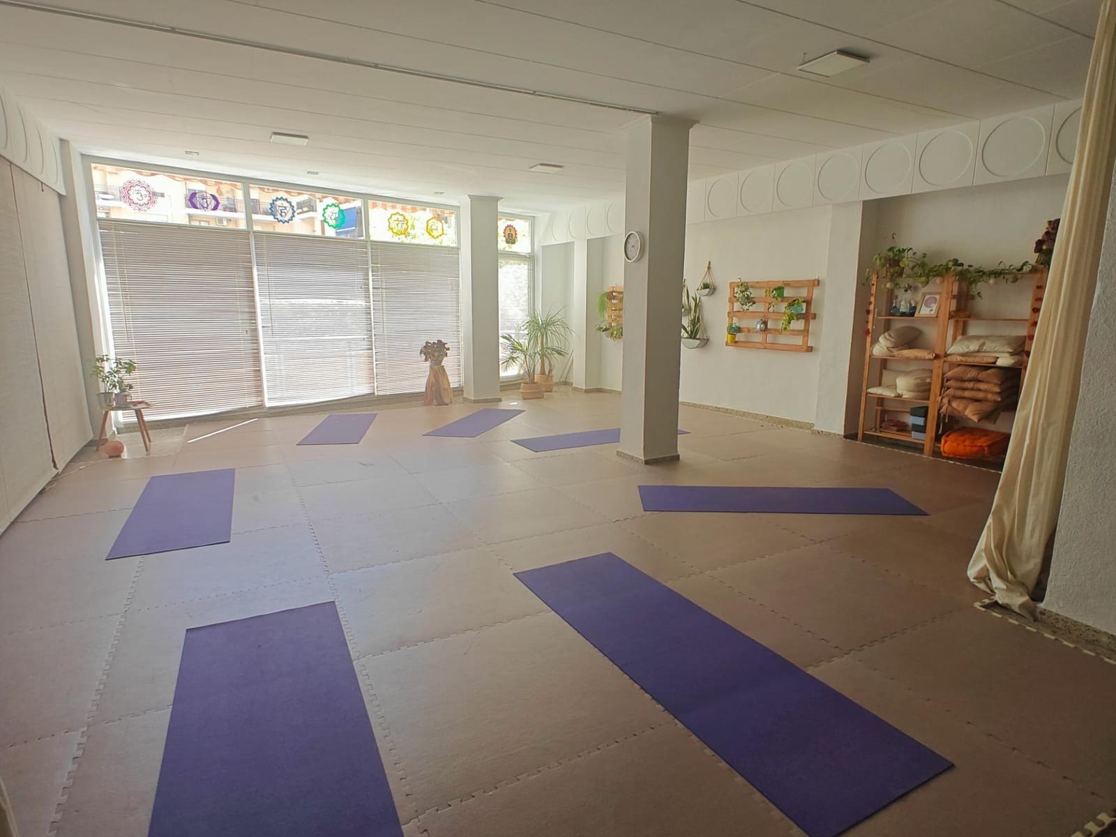 Erhverv til salg i Bunol - € 140.000 (Ref: 8561455)