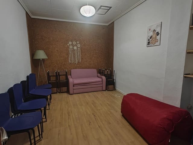 Erhverv til salg i Buñol - € 140.000 (Ref: 8561455)