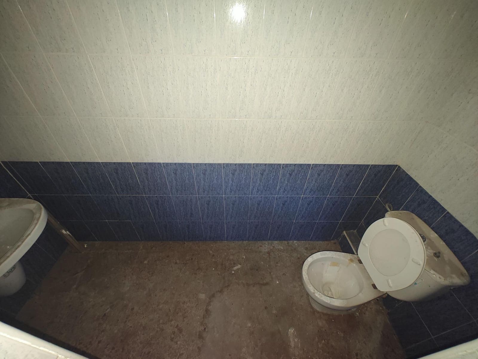 Erhverv til salg i Bunol - € 140.000 (Ref: 8561455)