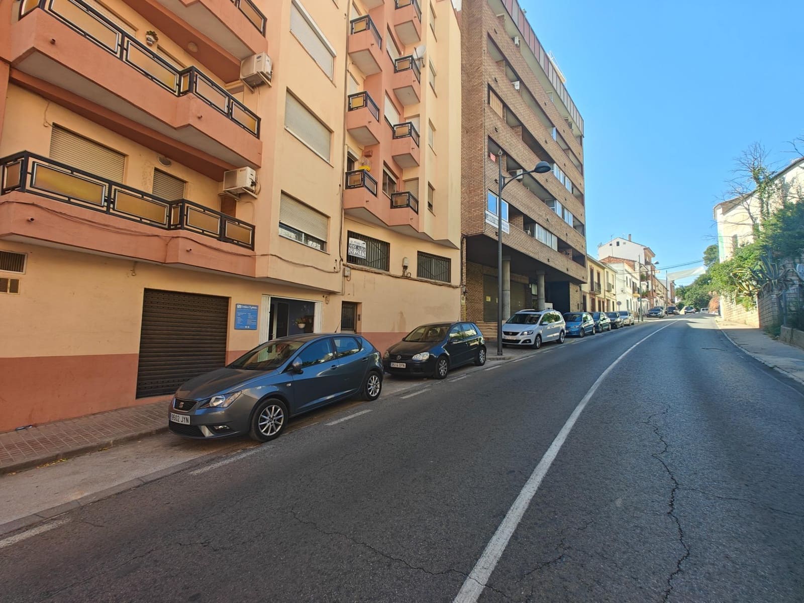 Erhverv til salg i Bunol - € 140.000 (Ref: 8561455)