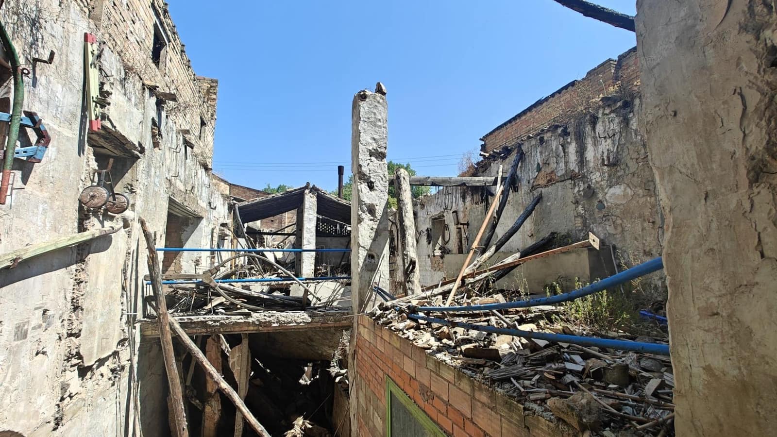 Yritys myytävänä paikassa Bunol - 45 000 € (Ref: 8570657)