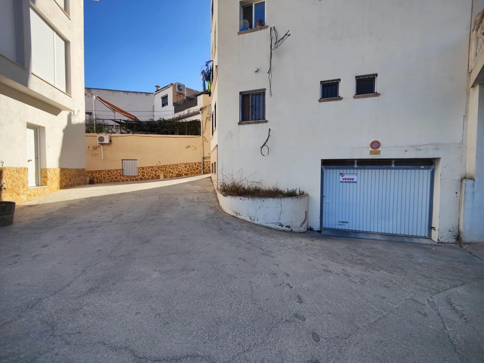 Garage til salg i Bunol - € 7.000 (Ref: 8579986)