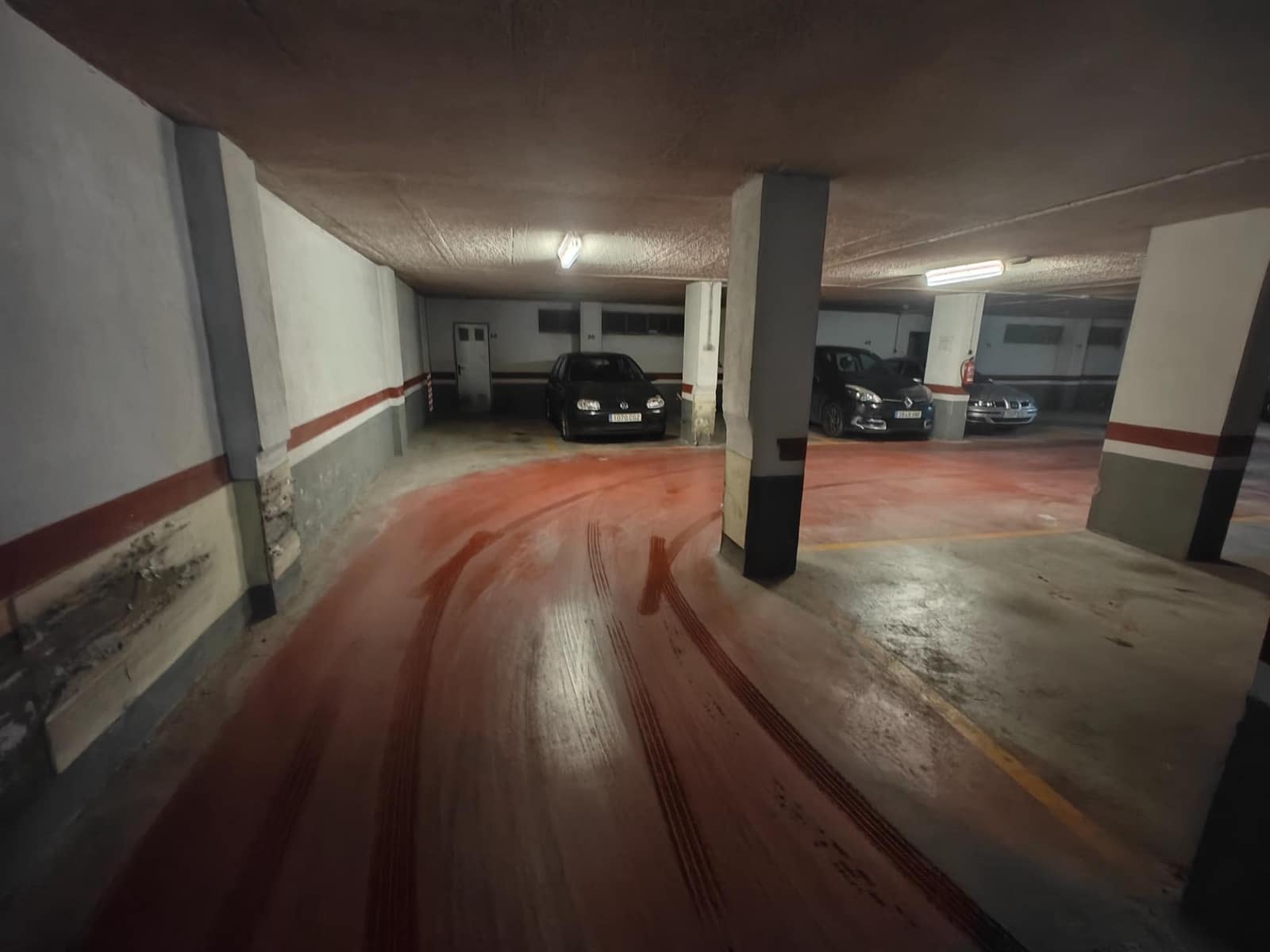 Garage til salg i Bunol - € 7.500 (Ref: 8682638)