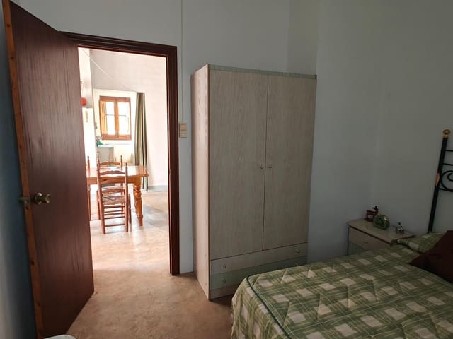 3 bedroom Villa for sale in Dos Aguas with pool garage - € 69,900 (Ref: 8792637)