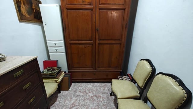 4 sovrum Lägenhet till salu i Buñol - 90 000 € (Ref: 8798872)