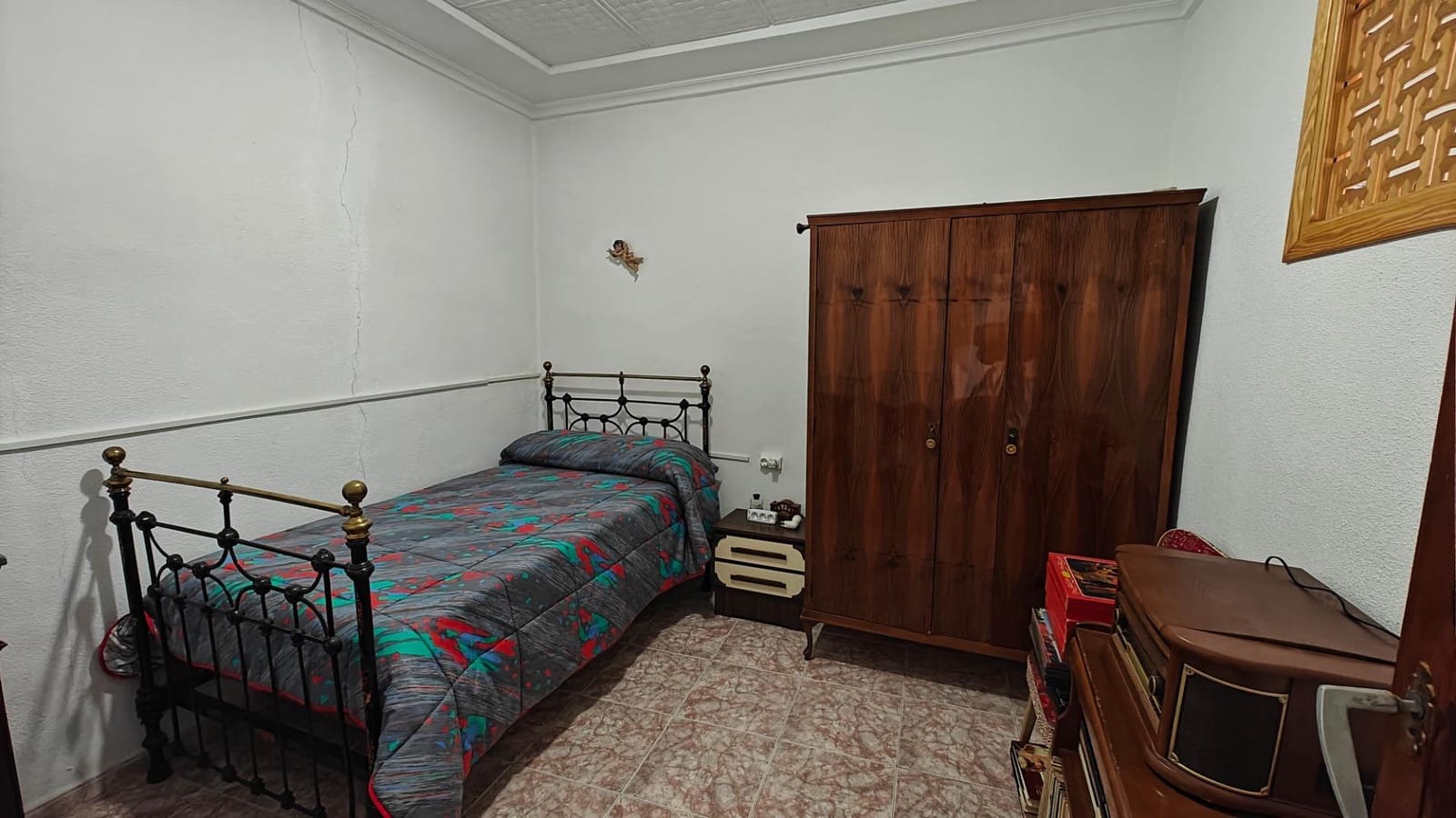 4 sovrum Lägenhet till salu i Bunol - 90 000 € (Ref: 8798872)