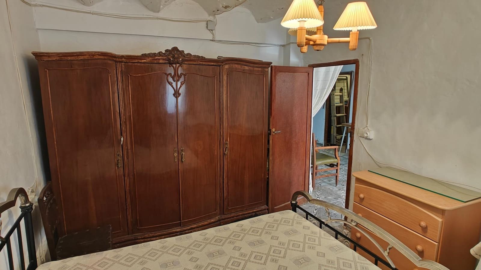 3 soveværelse Byhus til salg i Cortes de Pallas med garage - € 55.000 (Ref: 8895015)