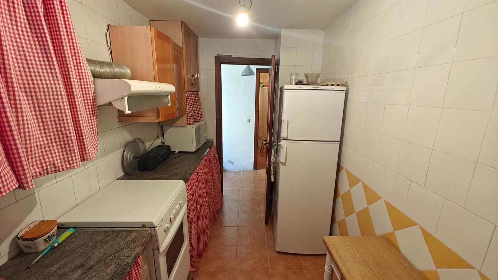 3 soveværelse Byhus til salg i Cortes de Pallas med garage - € 55.000 (Ref: 8895015)