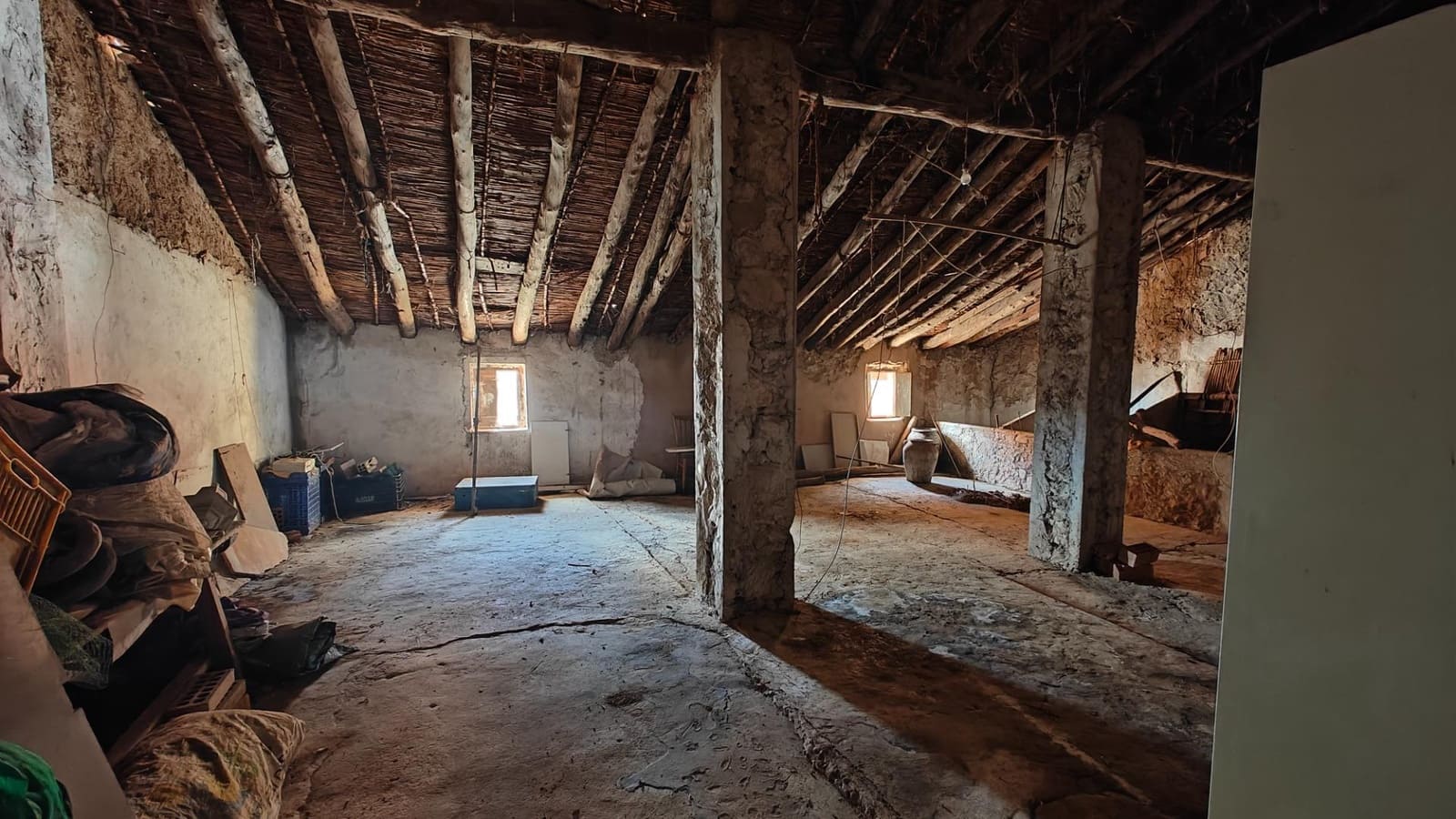 3 soveværelse Byhus til salg i Cortes de Pallas med garage - € 55.000 (Ref: 8895015)