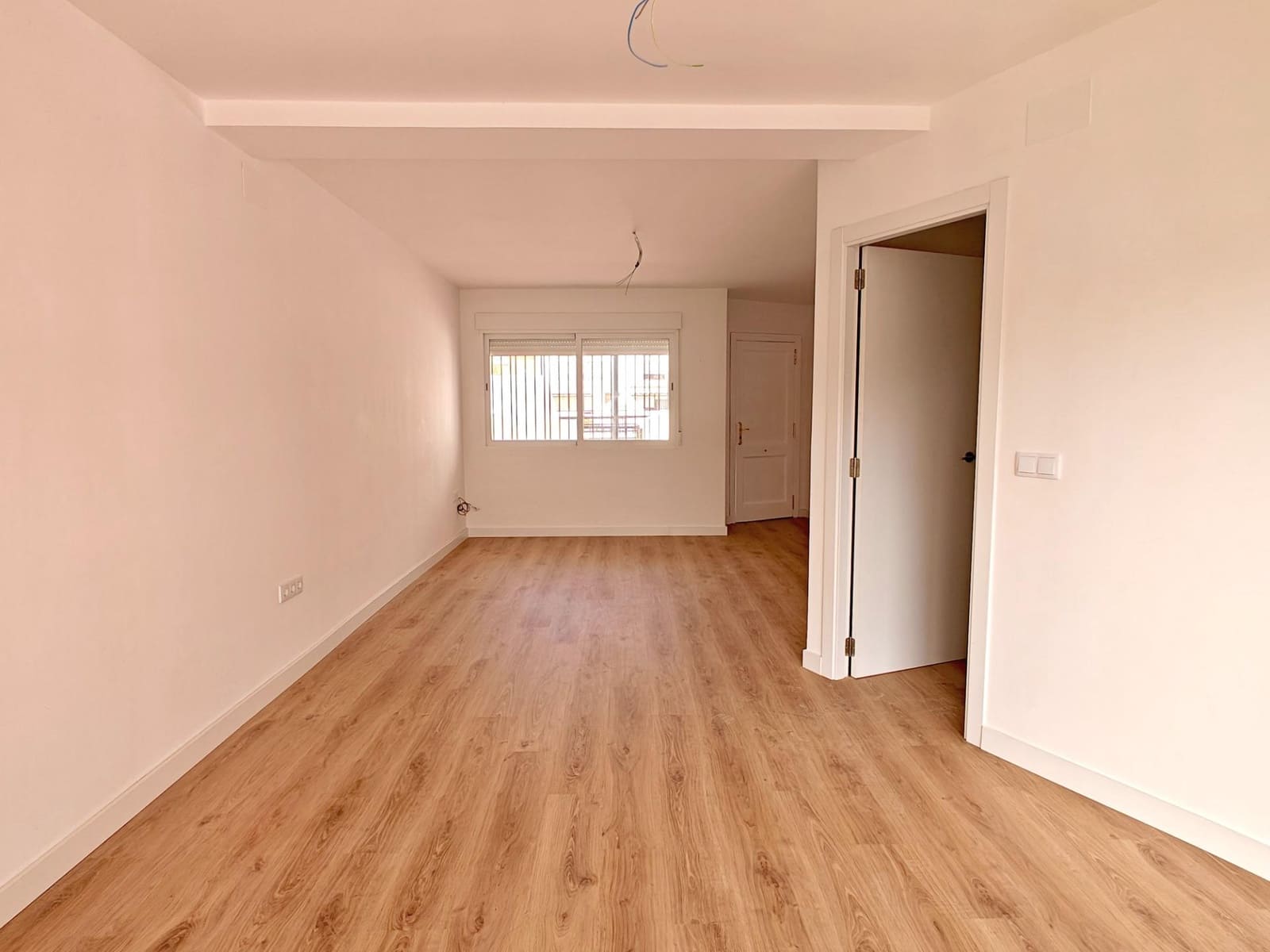 4 soveværelse Rækkehus til salg i Bunol med garage - € 305.000 (Ref: 8913173)