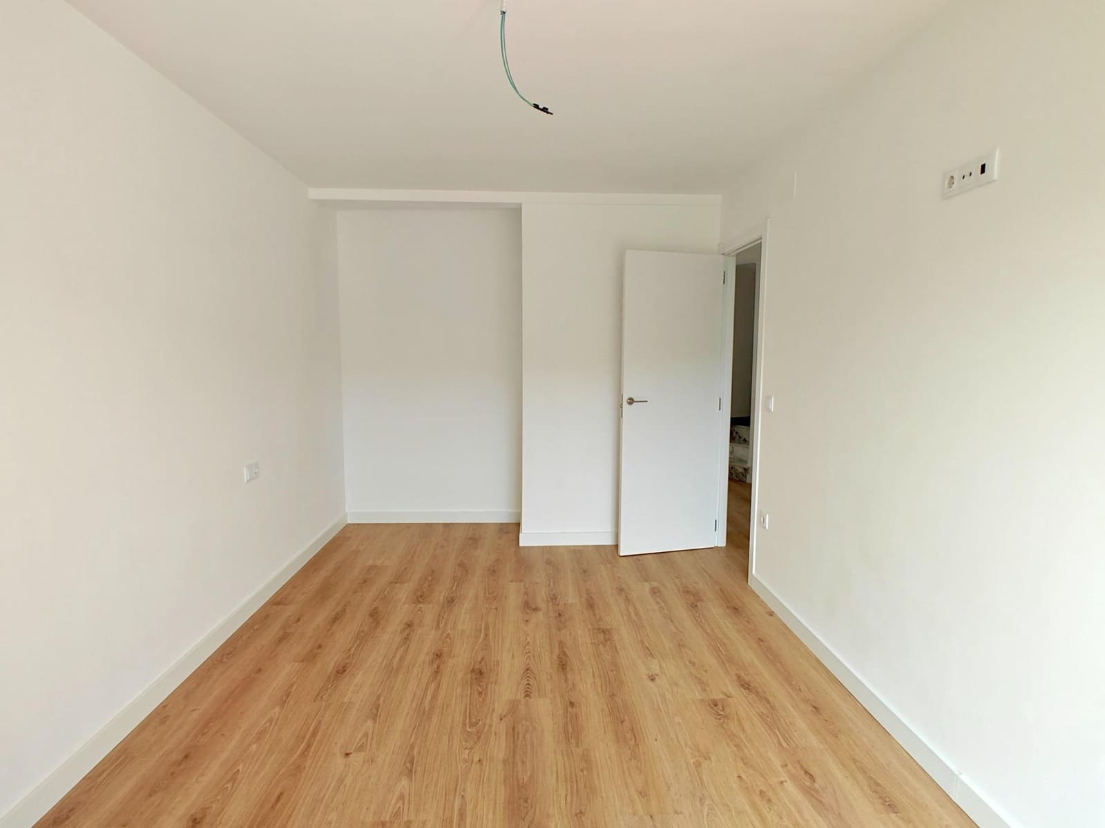 4 soveværelse Rækkehus til salg i Bunol med garage - € 305.000 (Ref: 8913173)