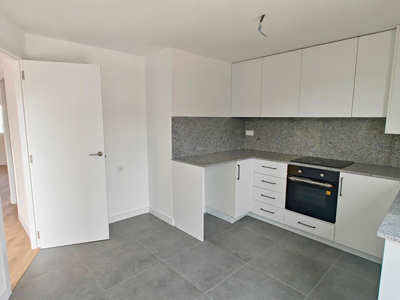 4 soveværelse Rækkehus til salg i Bunol med garage - € 305.000 (Ref: 8913173)