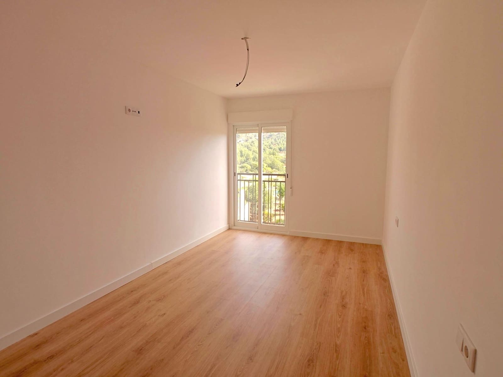 4 soveværelse Rækkehus til salg i Bunol med garage - € 305.000 (Ref: 8913173)