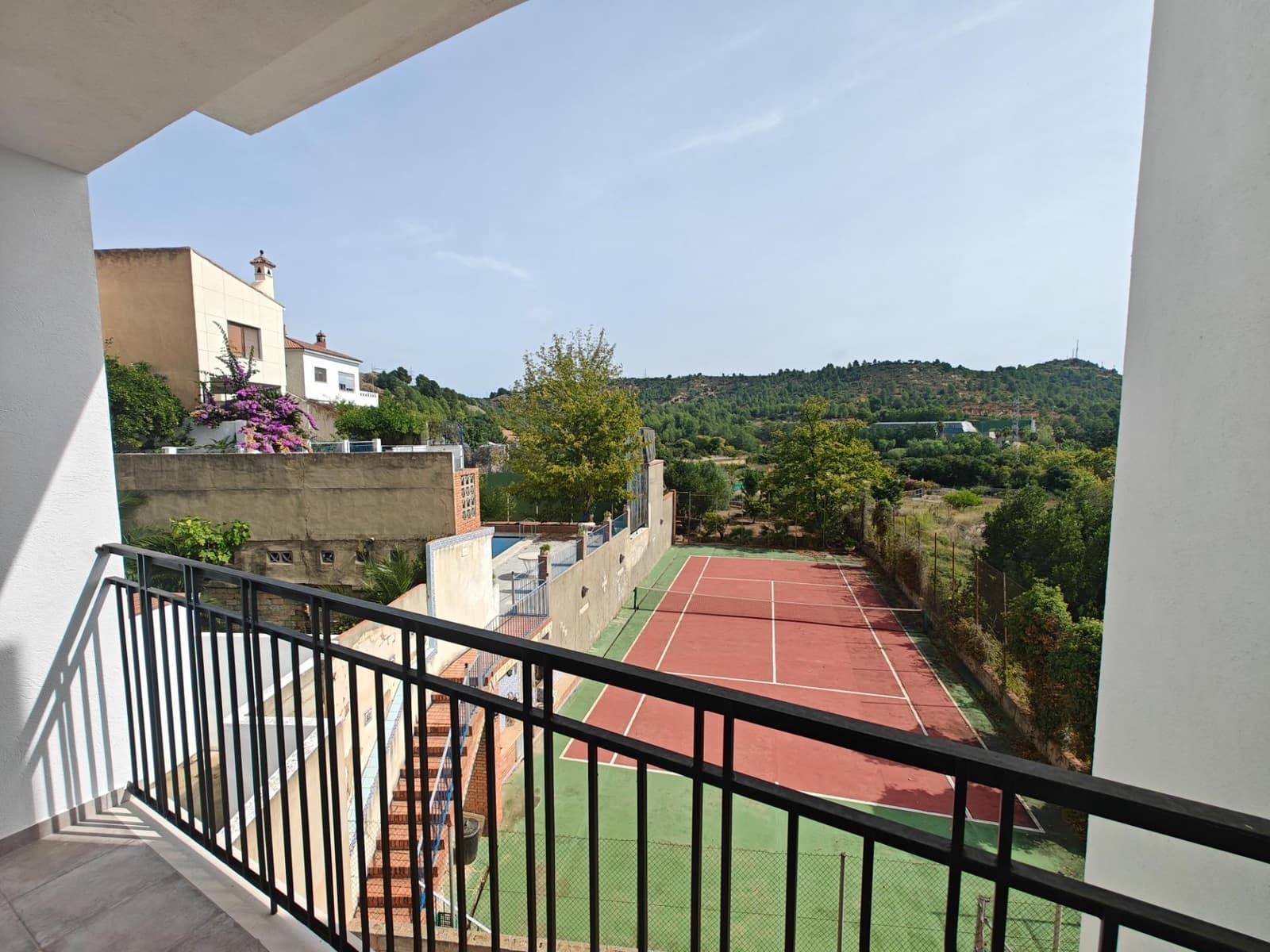 4 soveværelse Rækkehus til salg i Bunol med garage - € 305.000 (Ref: 8913173)