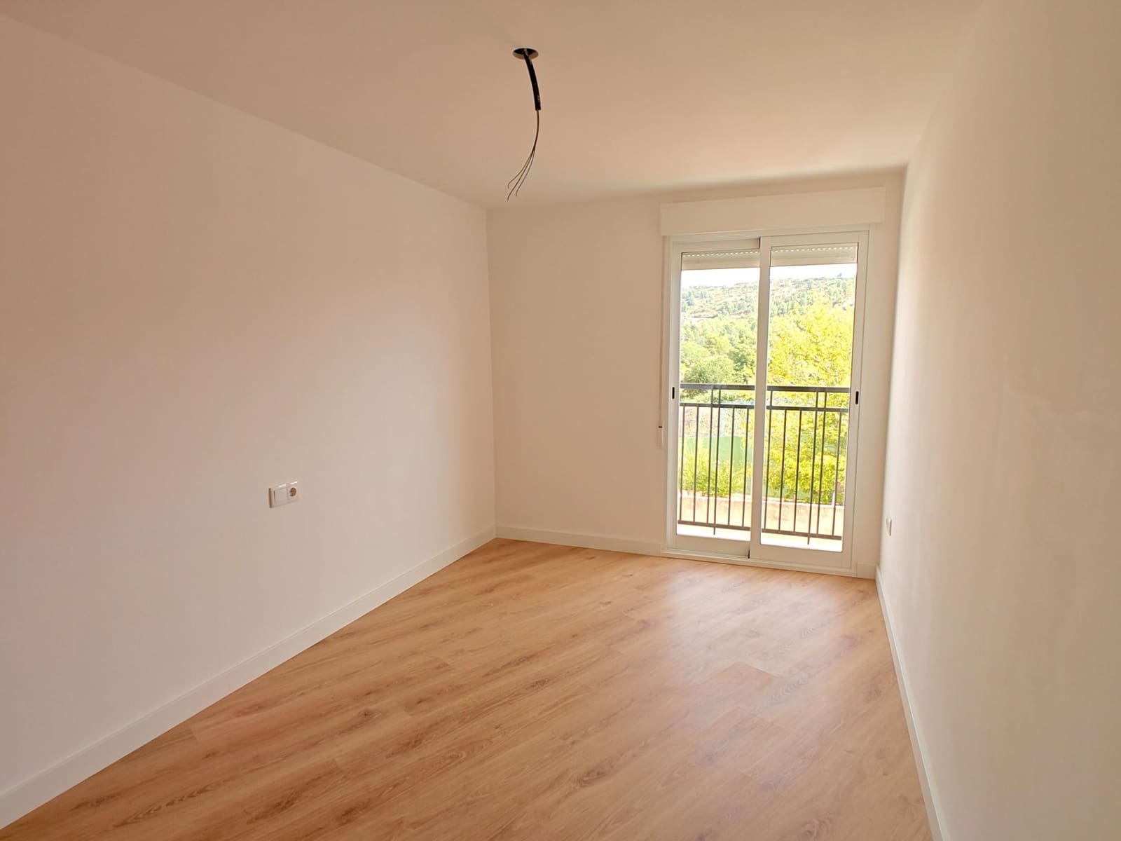 4 soveværelse Rækkehus til salg i Bunol med garage - € 305.000 (Ref: 8913173)