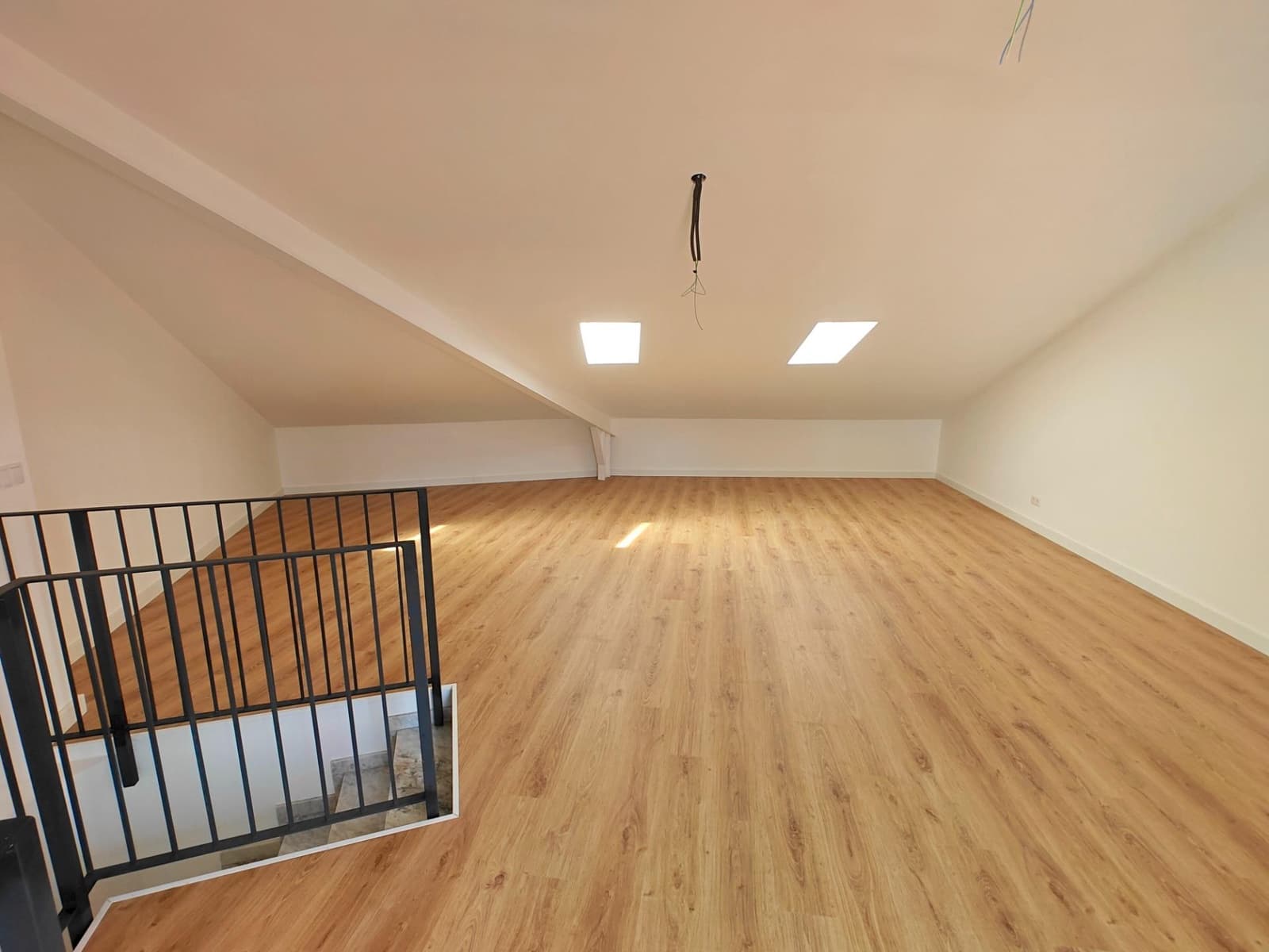 4 soveværelse Rækkehus til salg i Bunol med garage - € 305.000 (Ref: 8913173)