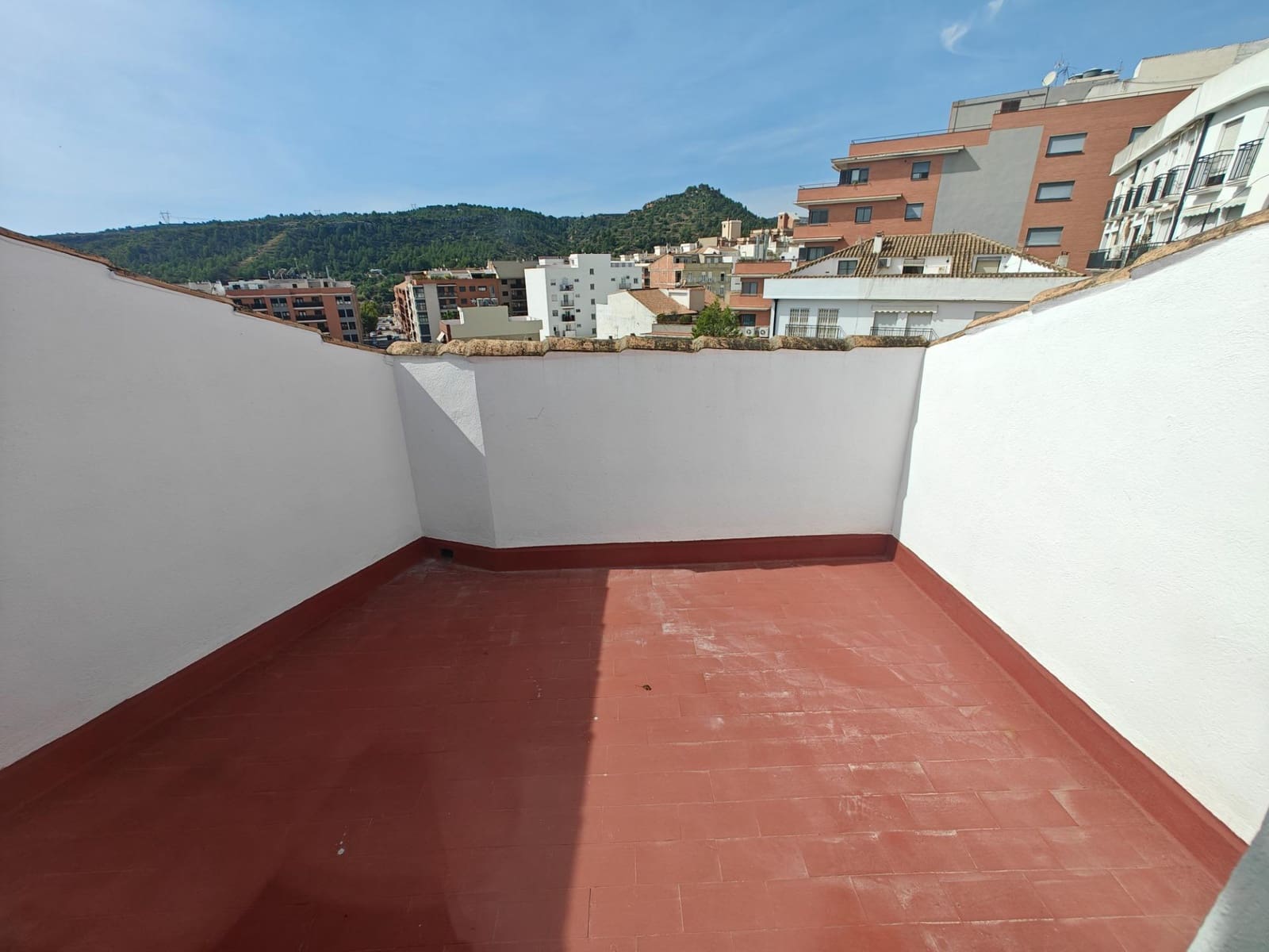 4 soveværelse Rækkehus til salg i Bunol med garage - € 305.000 (Ref: 8913173)