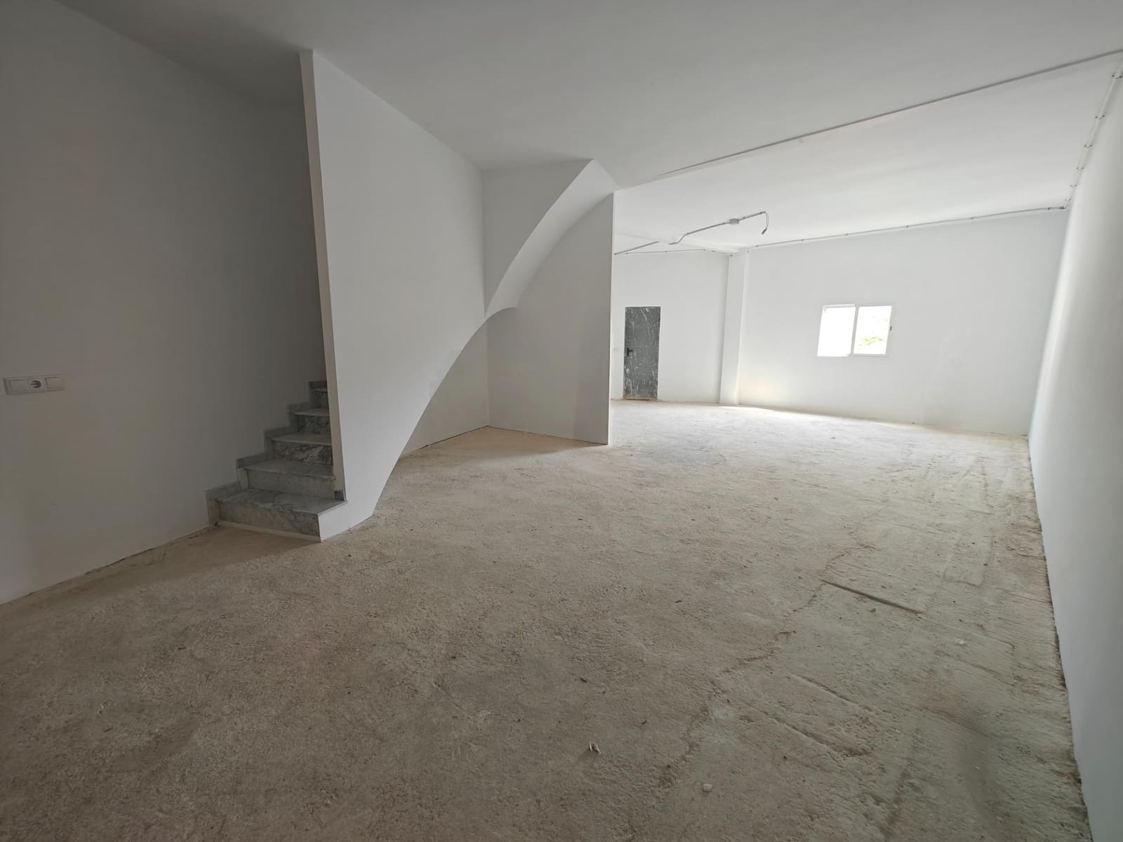 4 soveværelse Rækkehus til salg i Bunol med garage - € 305.000 (Ref: 8913173)