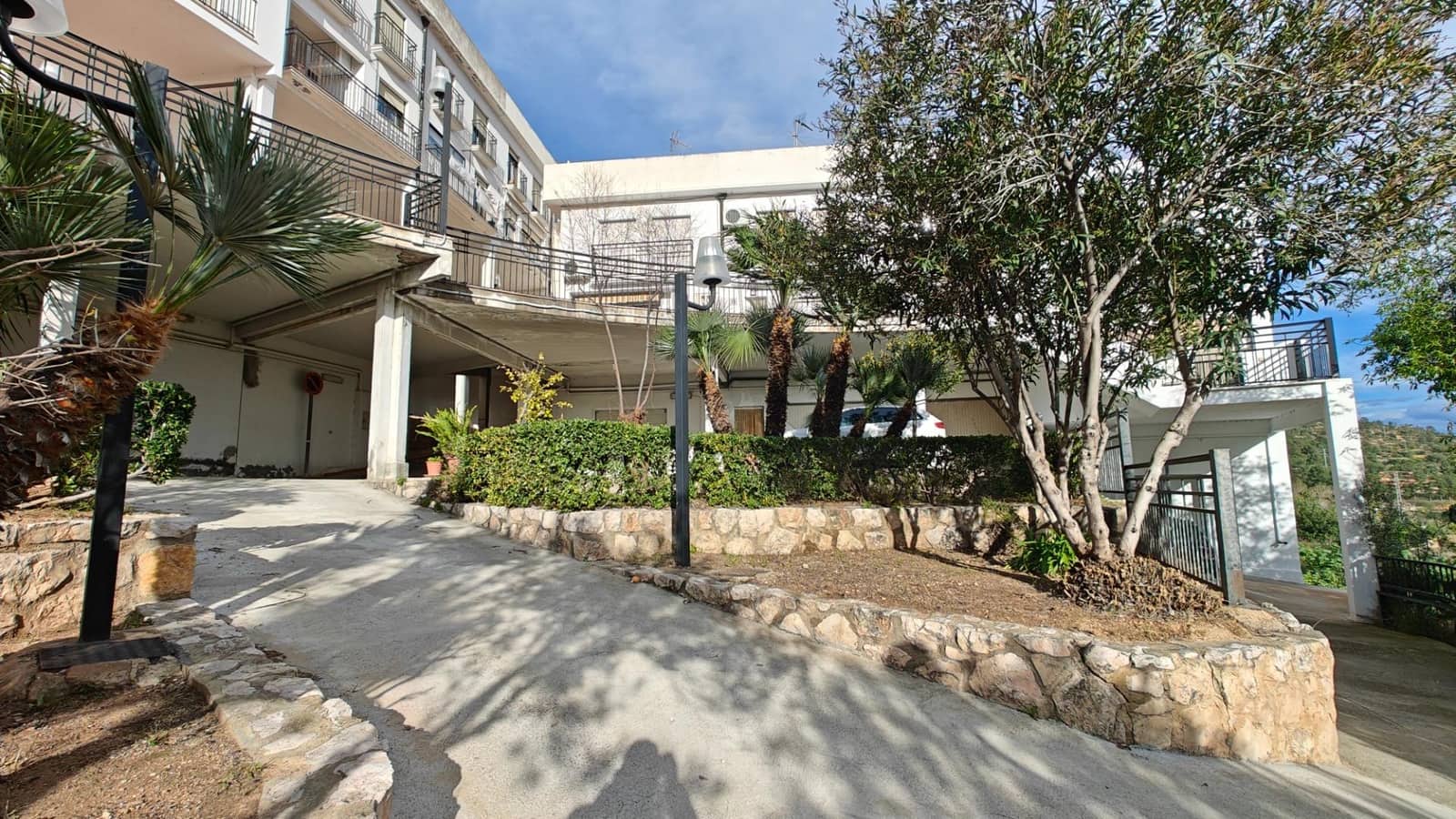 4 soveværelse Rækkehus til salg i Bunol med garage - € 305.000 (Ref: 8913173)