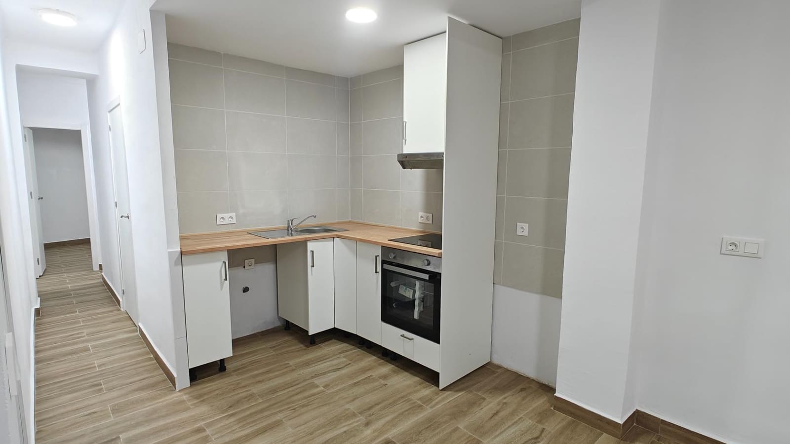 3 soverom Leilighet til salgs i Bunol - € 75 000 (Ref: 8932253)