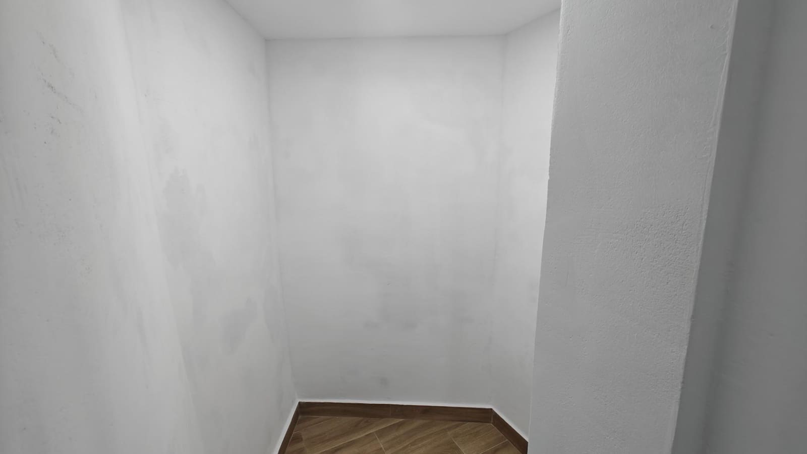 3 soverom Leilighet til salgs i Bunol - € 75 000 (Ref: 8932253)