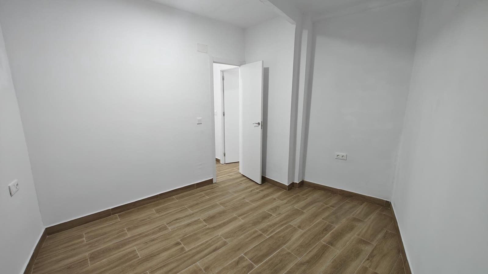 3 soverom Leilighet til salgs i Bunol - € 75 000 (Ref: 8932253)