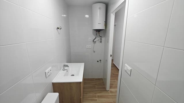 3 chambre Appartement à vendre à Buñol - 75 000 € (Ref: 8932253)