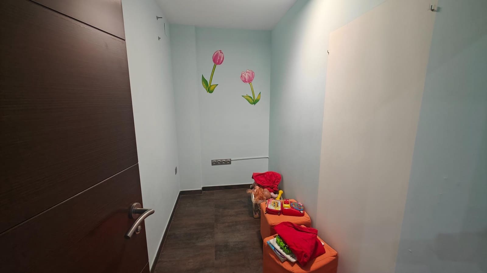 Erhverv til salg i Bunol - € 145.000 (Ref: 8952707)