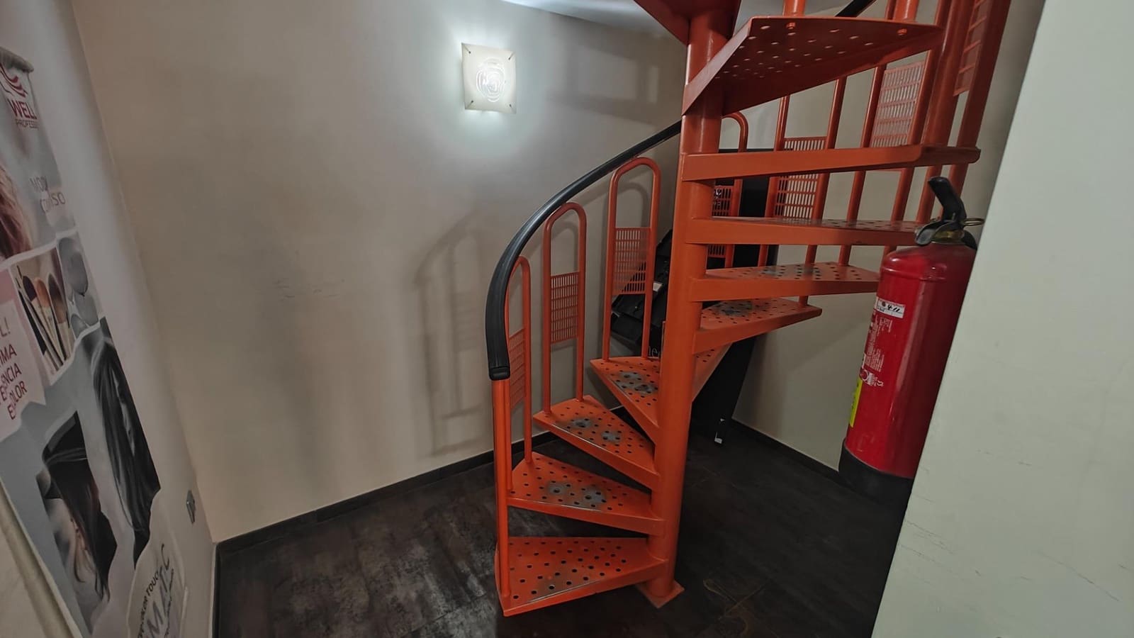 Erhverv til salg i Bunol - € 145.000 (Ref: 8952707)