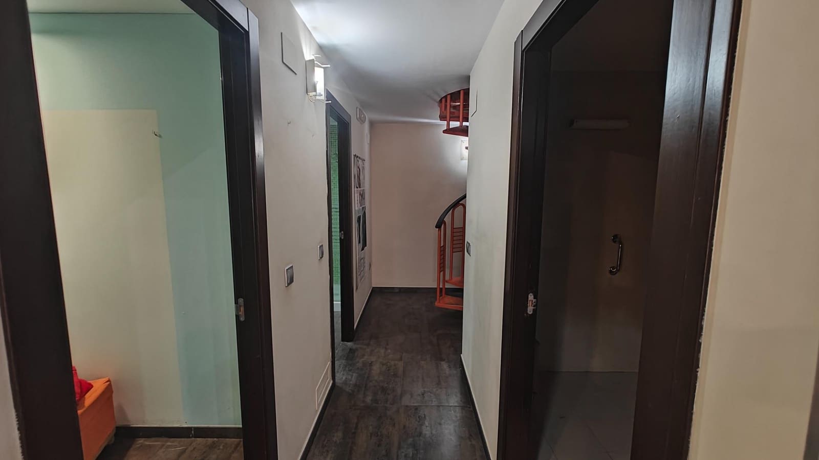 Erhverv til salg i Bunol - € 145.000 (Ref: 8952707)