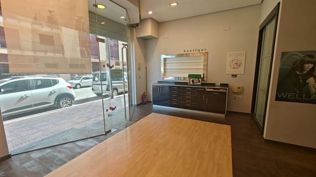 Commercial for sale in Buñol - € 145,000 (Ref: 8952707)