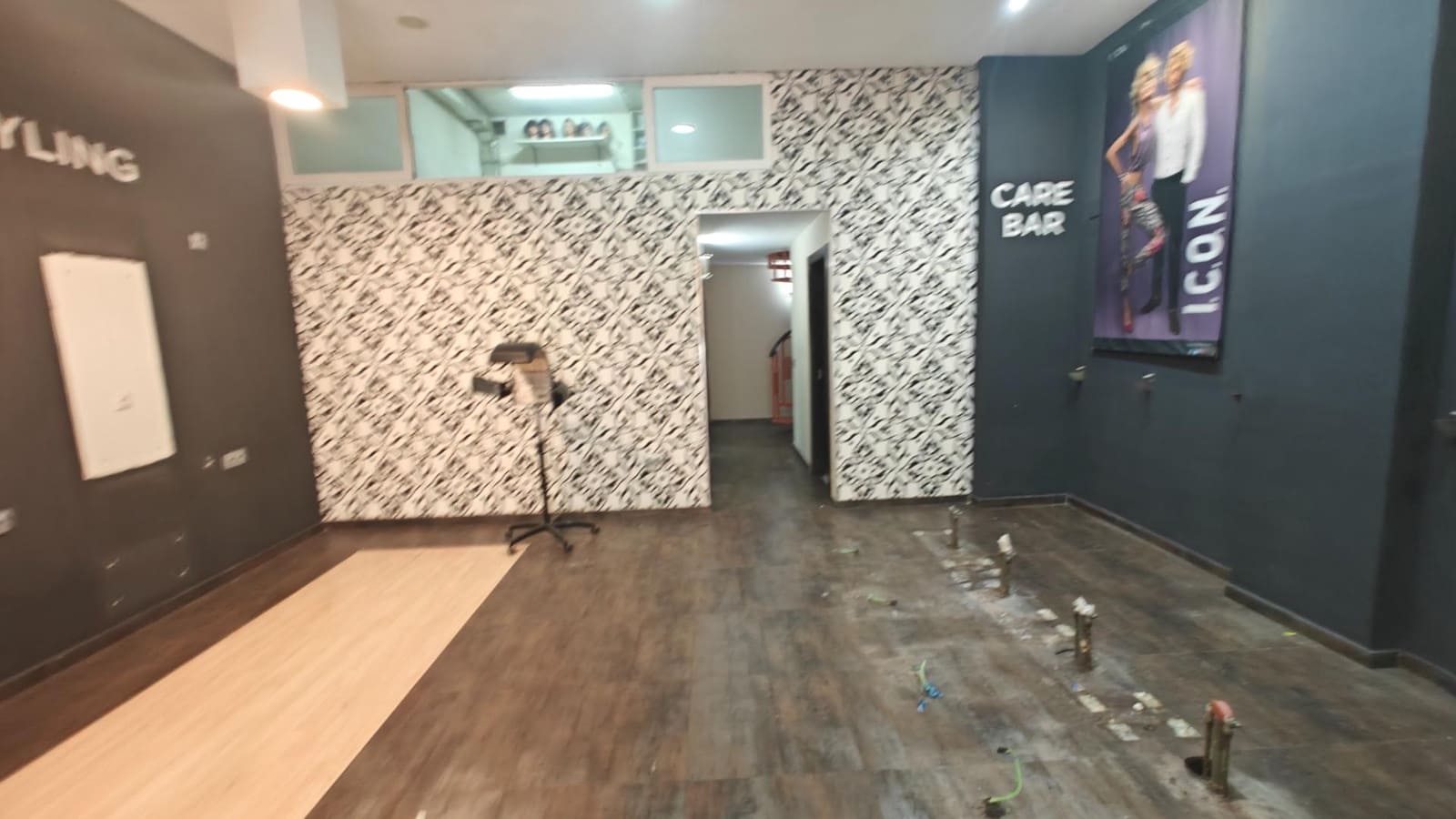 Erhverv til salg i Bunol - € 145.000 (Ref: 8952707)