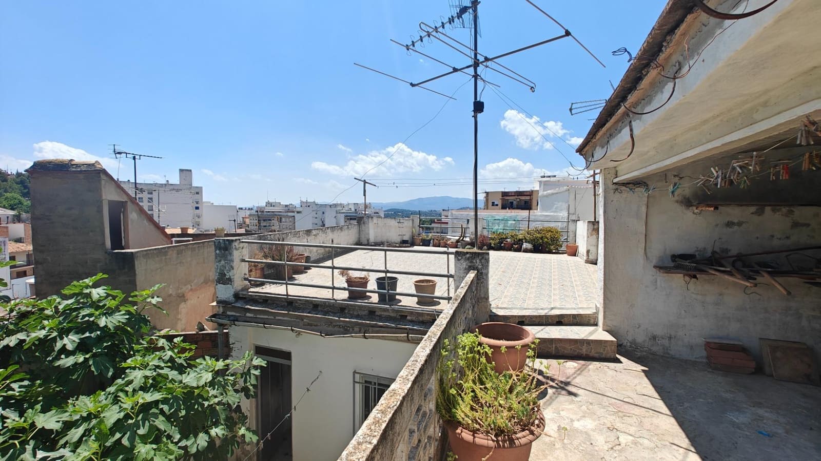 4 bedroom Townhouse for sale in Bunol - € 110,000 (Ref: 9165662)