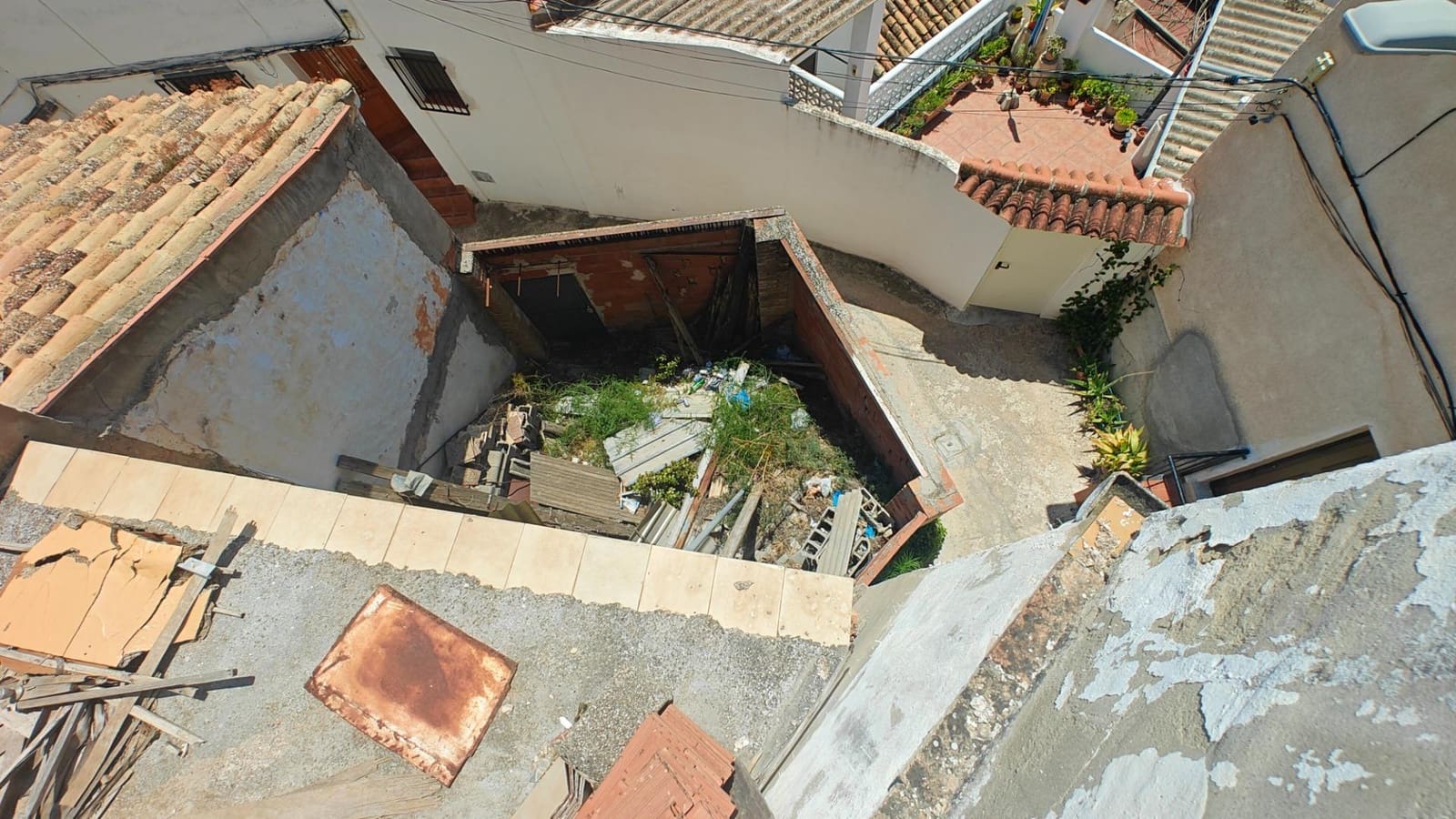 4 bedroom Townhouse for sale in Bunol - € 110,000 (Ref: 9165662)