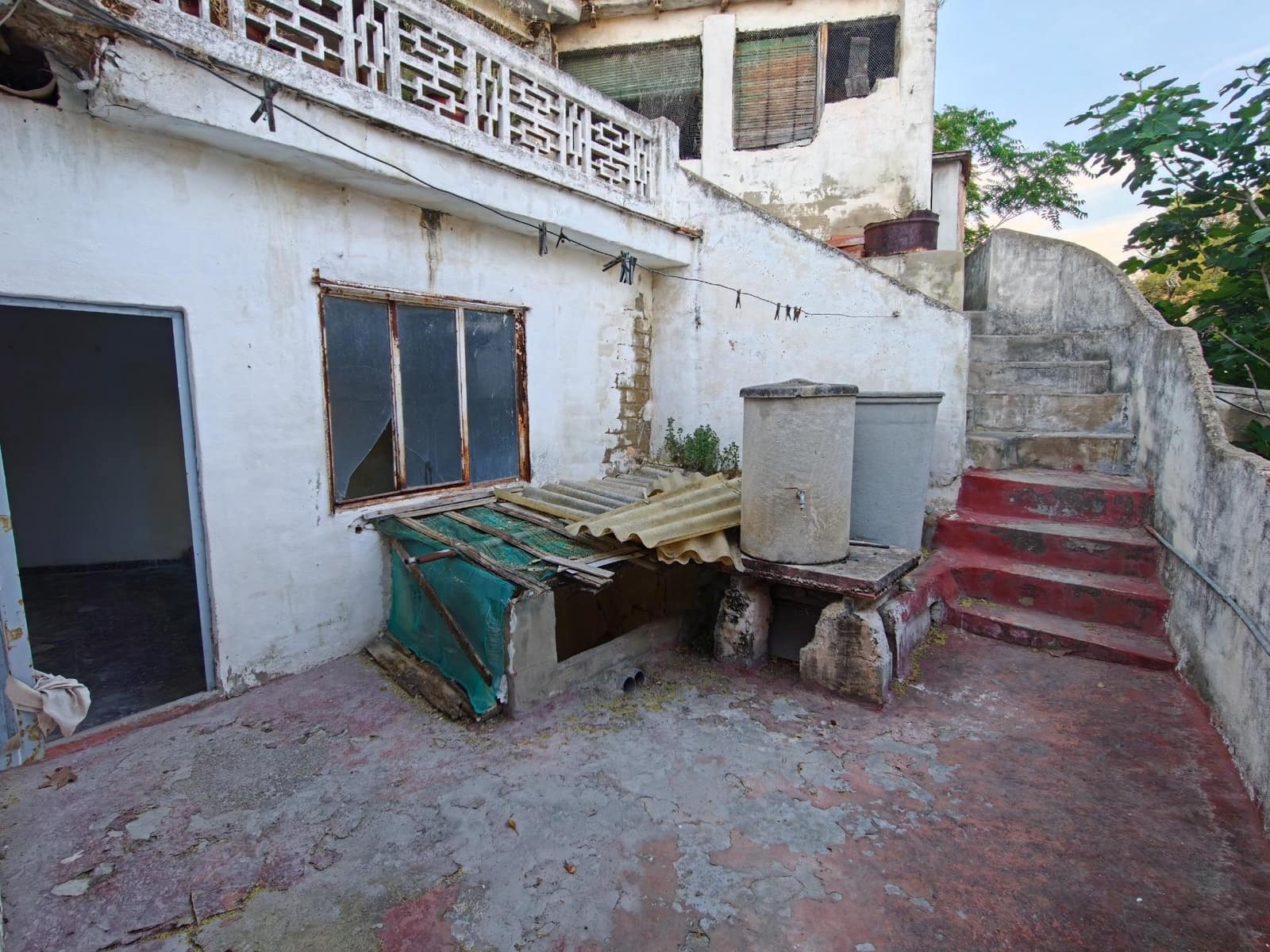 4 bedroom Townhouse for sale in Bunol - € 110,000 (Ref: 9165662)