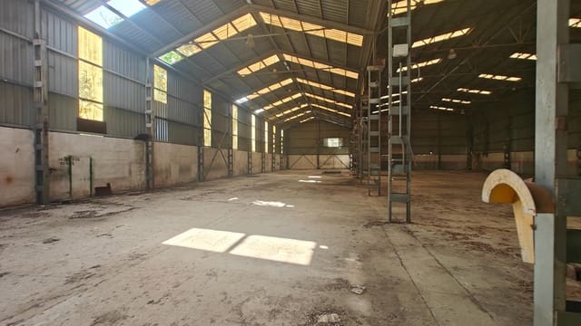 Firma/Unternehmen zu vermieten in Buñol - 1.600 € (Ref: 9204409)