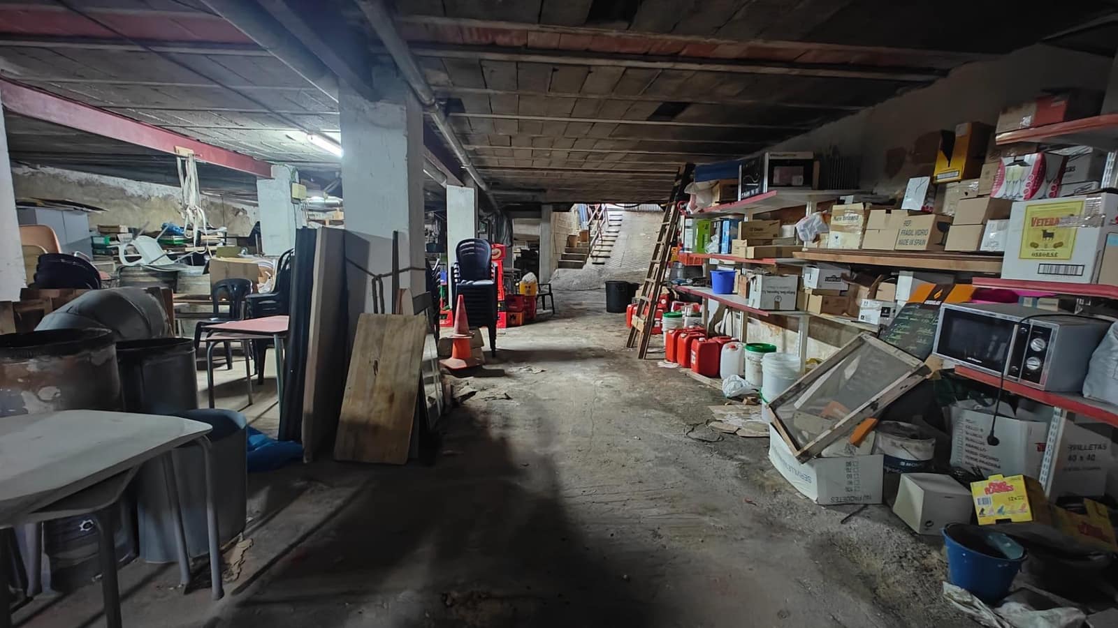 Commercieel te koop in Yatova met garage - € 36.000 (Ref: 9215338)