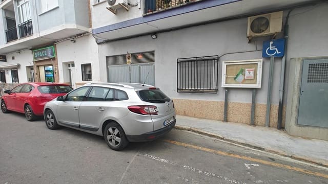 Kommersiell till salu i Yátova med garage - 36 000 € (Ref: 9215338)