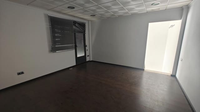 3 sypialnia Biuro na sprzedaż w Buñol z garażem - 220 000 € (Ref: 9217707)