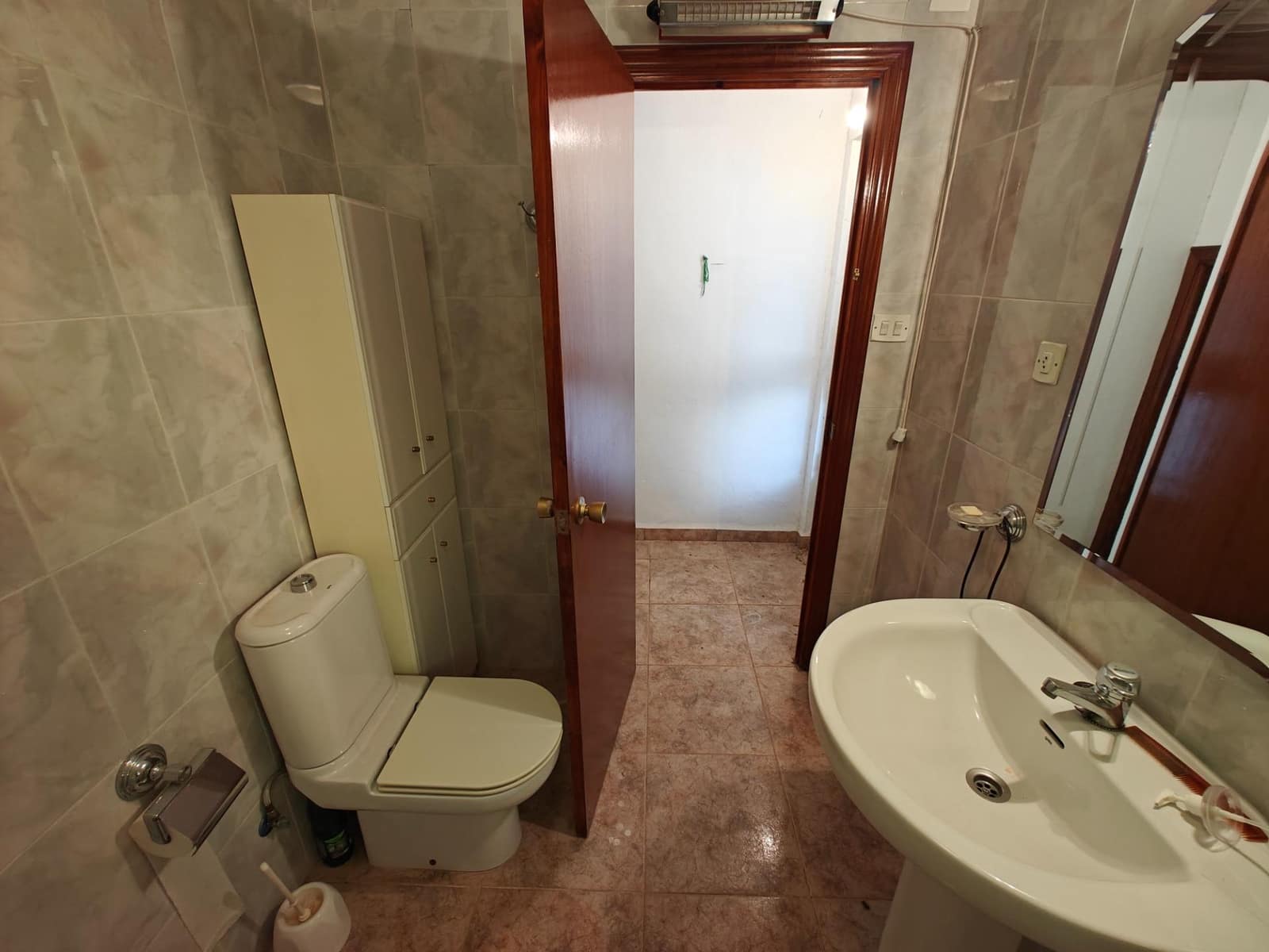 4 soveværelse Byhus til salg i Alborache med garage - € 210.000 (Ref: 9269643)