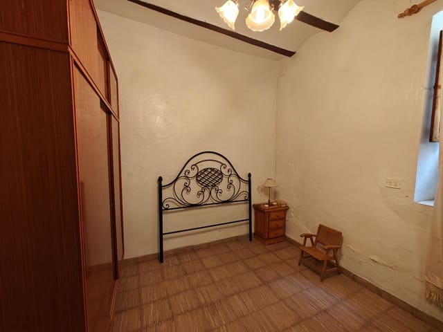 4 soverom Hus til salgs i Alborache med garasje - € 210 000 (Ref: 9269643)