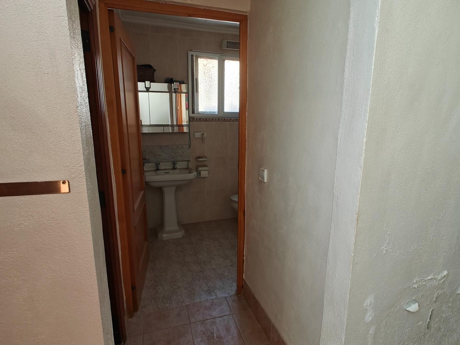 4 soveværelse Byhus til salg i Alborache med garage - € 210.000 (Ref: 9269643)