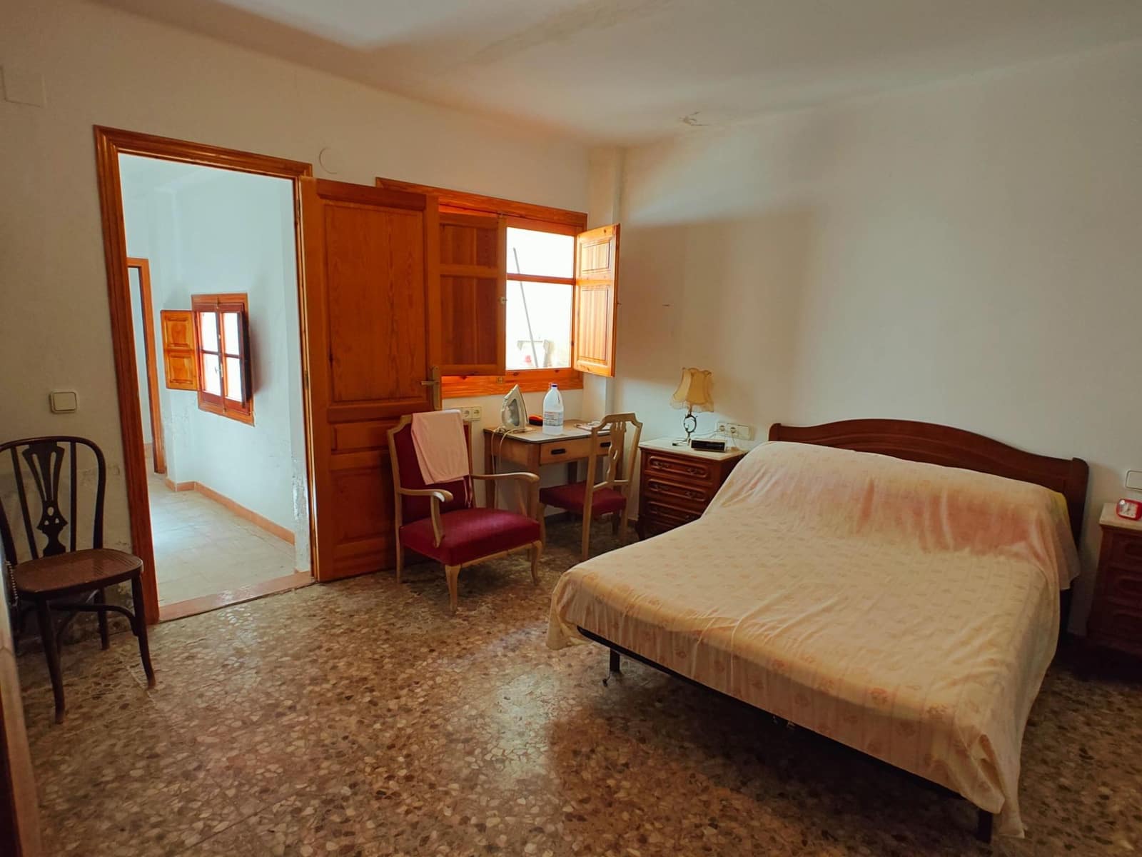 4 soveværelse Byhus til salg i Alborache med garage - € 210.000 (Ref: 9269643)