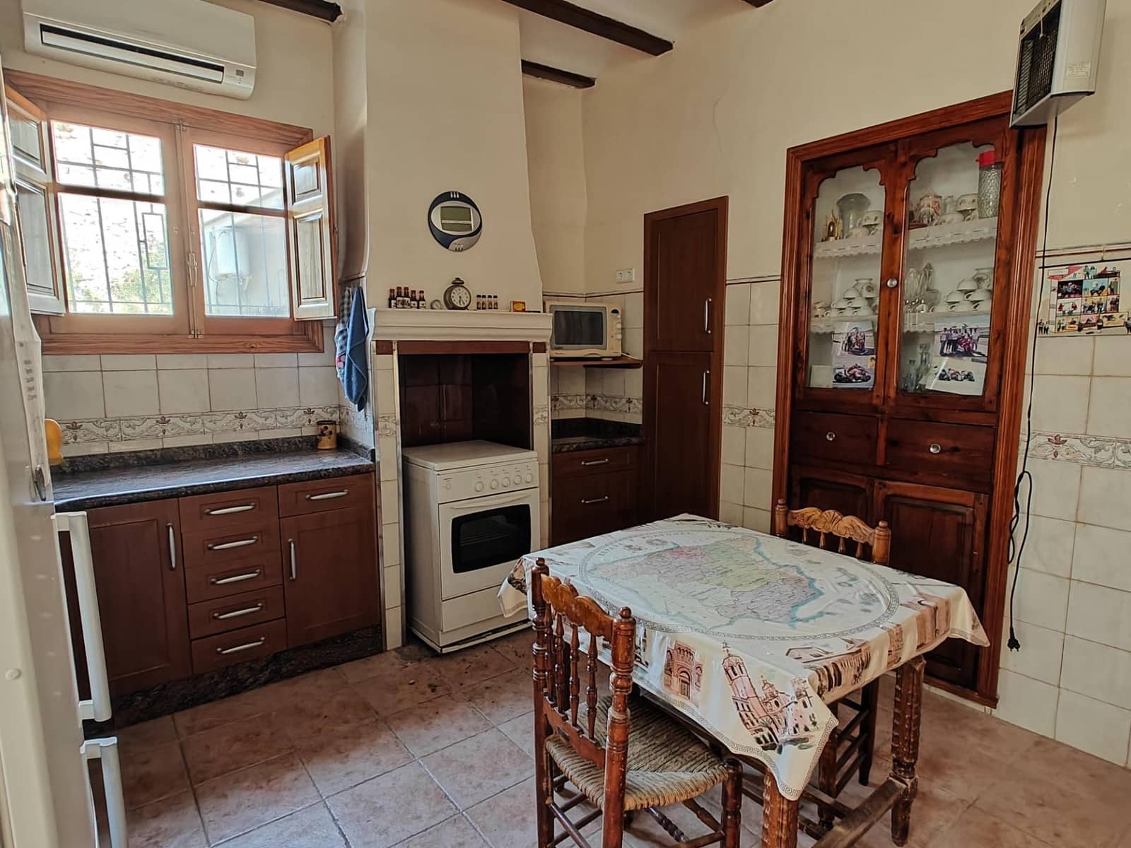 4 soveværelse Byhus til salg i Alborache med garage - € 210.000 (Ref: 9269643)