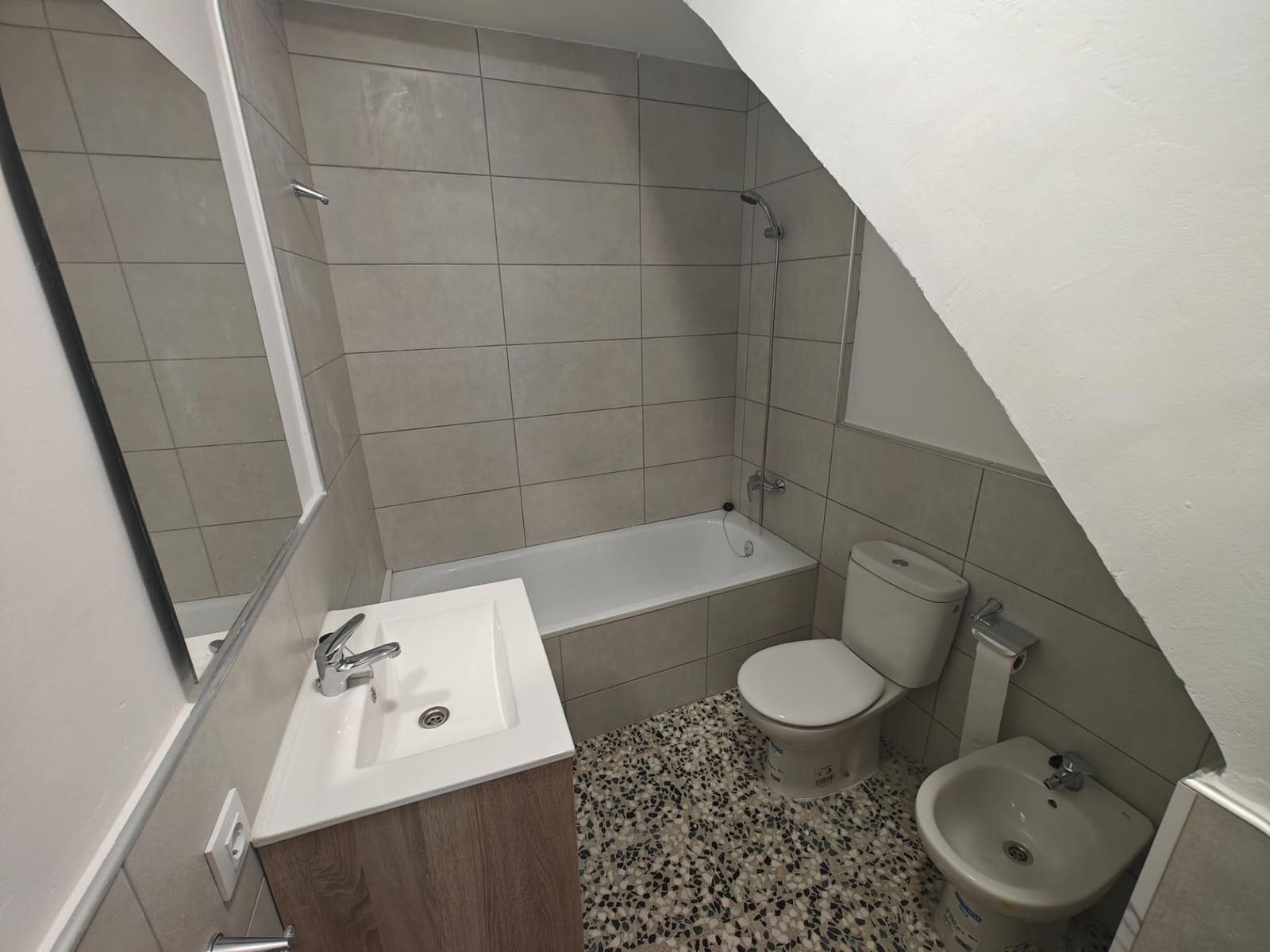 3 bedroom Flat for sale in Macastre - € 100,000 (Ref: 9344665)